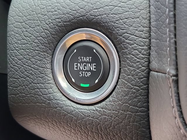 Used 2024 GMC Yukon XL Denali AWD/4WD image 35