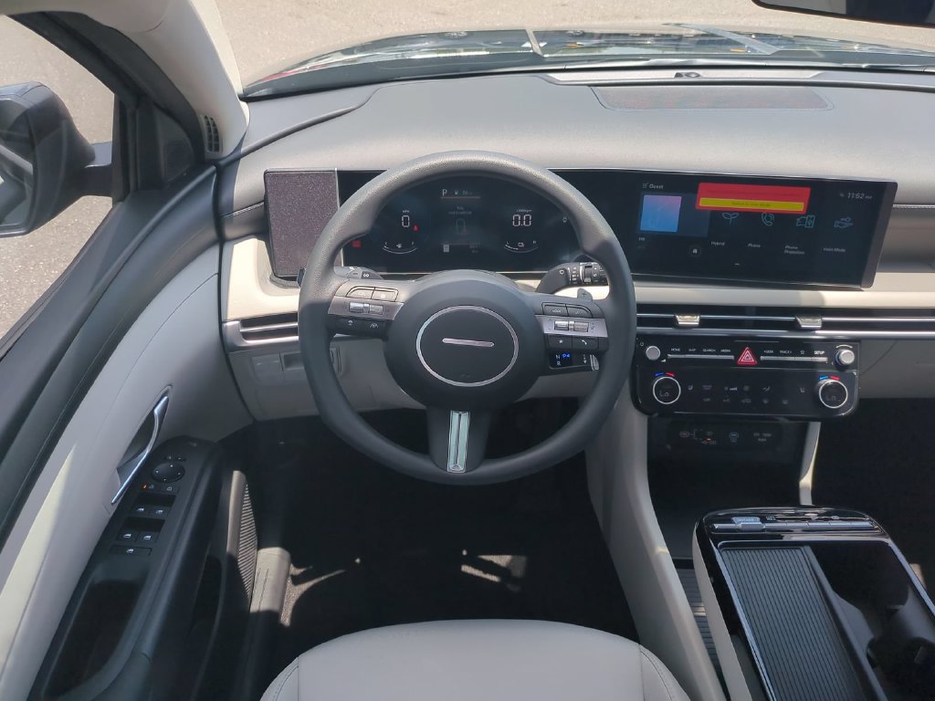 New 2026 Hyundai Tucson SEL FWD image 19