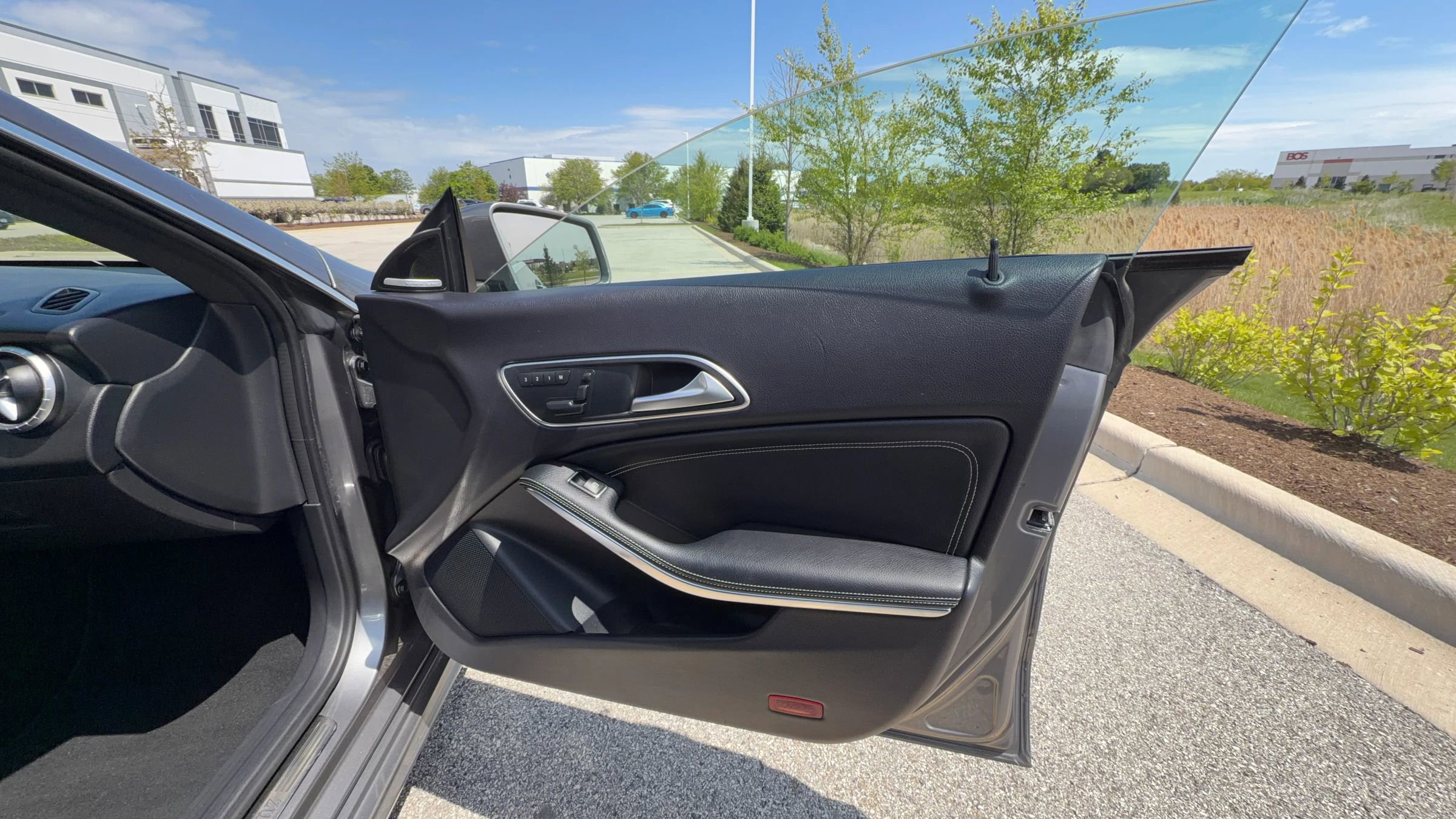 Used 2015 Mercedes-Benz CLA 250 4MATIC image 10