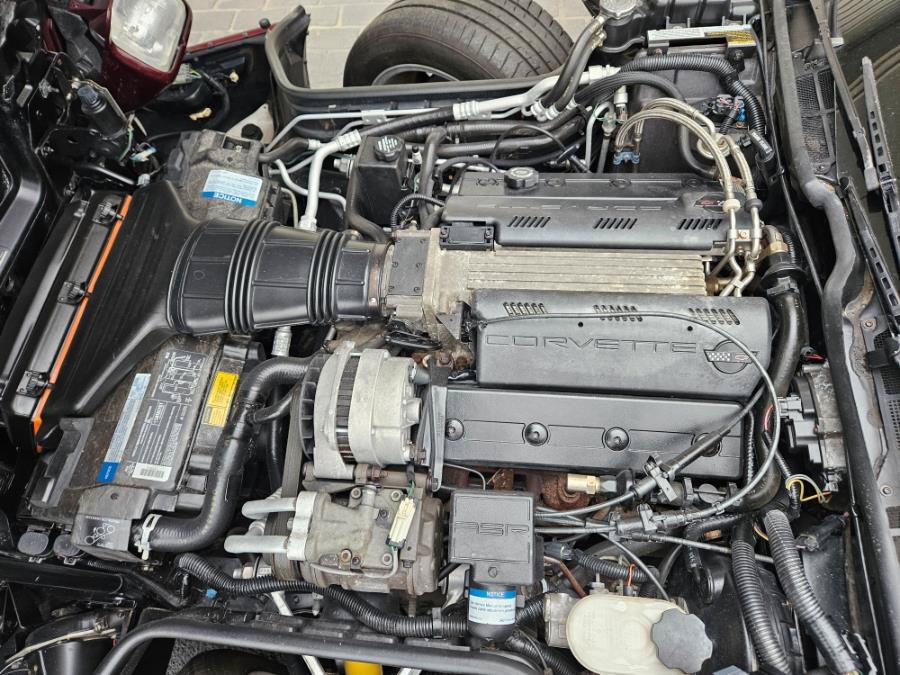 Used 1993 Chevrolet Corvette Coupe RWD image 13
