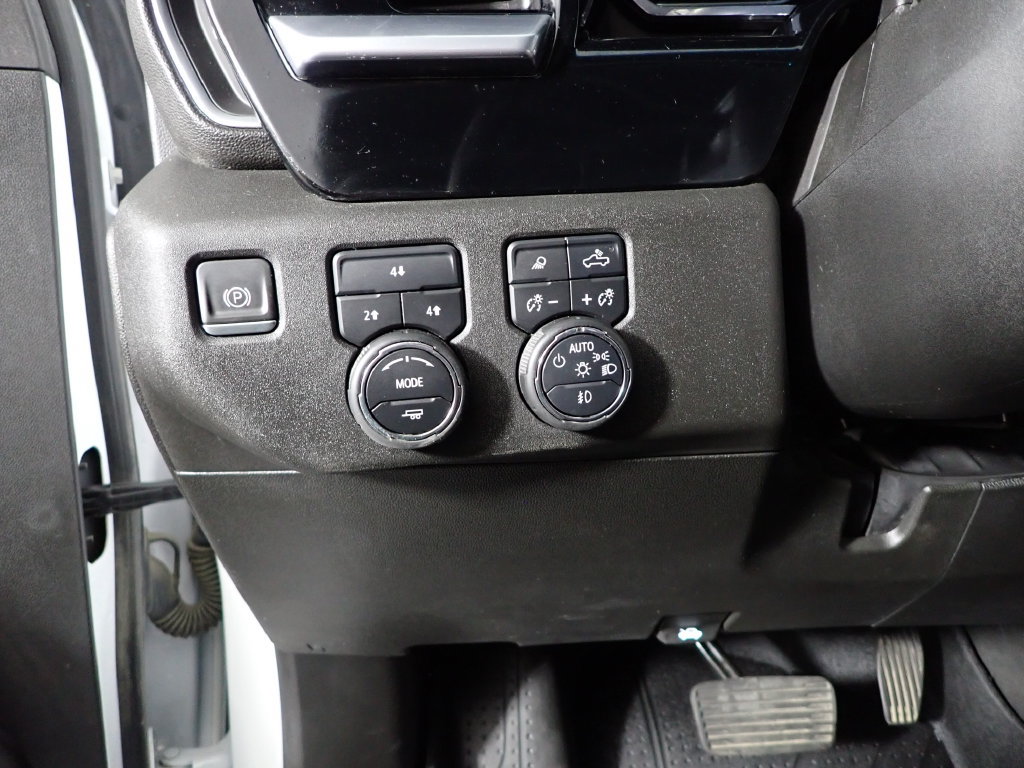 Used 2024 Chevrolet Silverado 2500 LT w/ Convenience Package AWD/4WD image 23