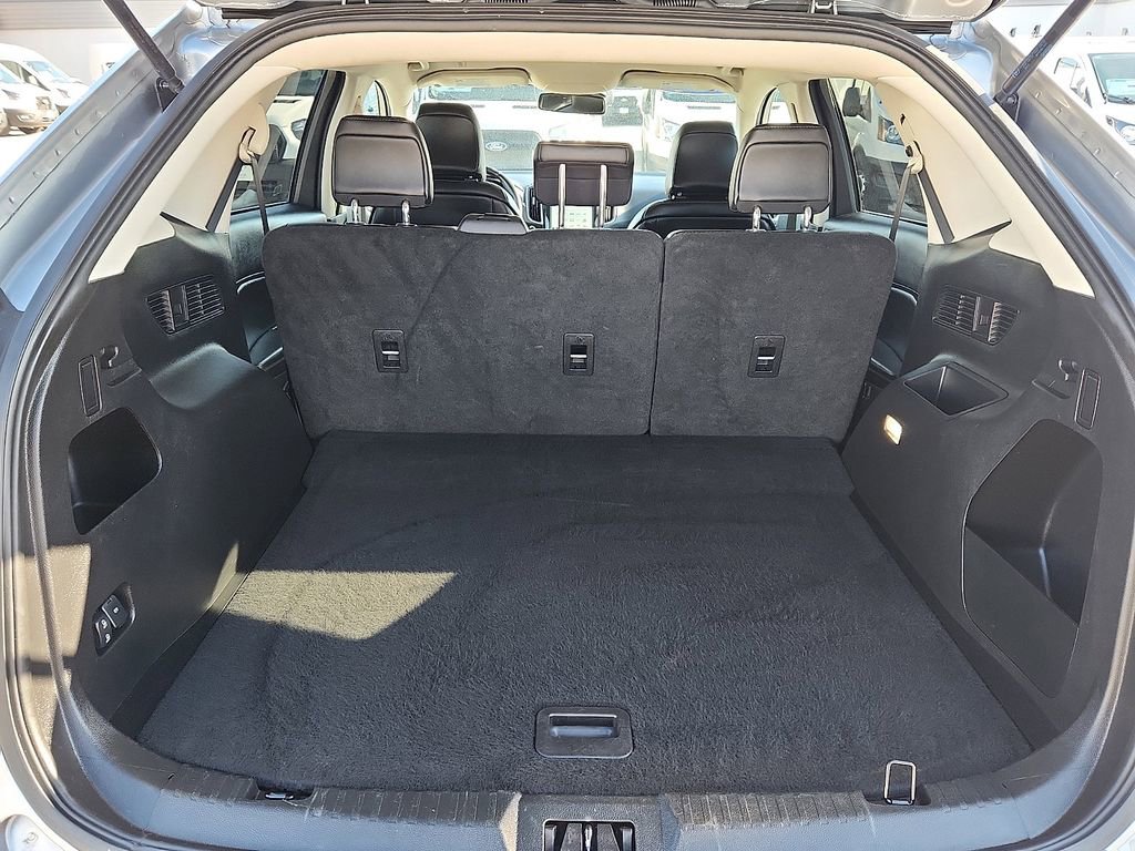 Used 2024 Ford Edge SEL image 12