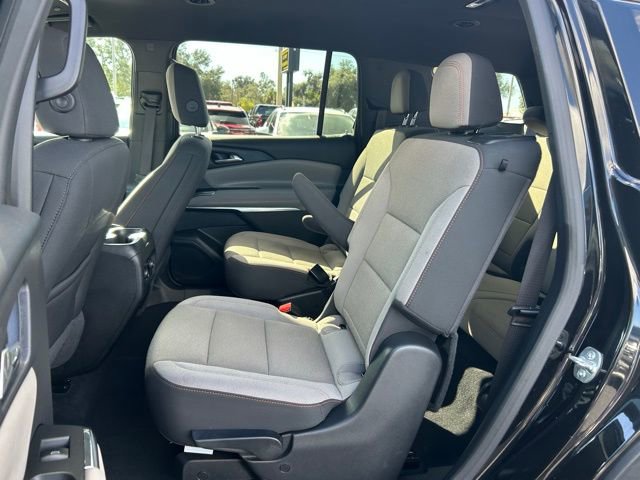 Used 2025 Chevrolet Traverse LT image 15