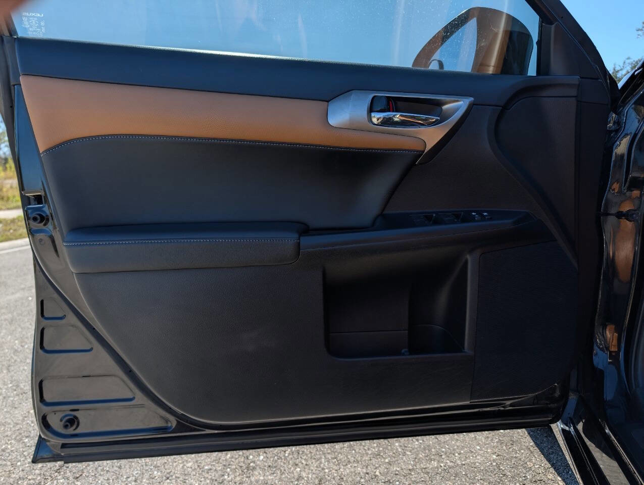 Used 2016 Lexus CT 200h image 12