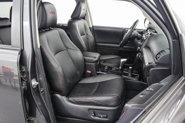 Used 2022 Toyota 4Runner TRD Off-Road Premium AWD/4WD image 26