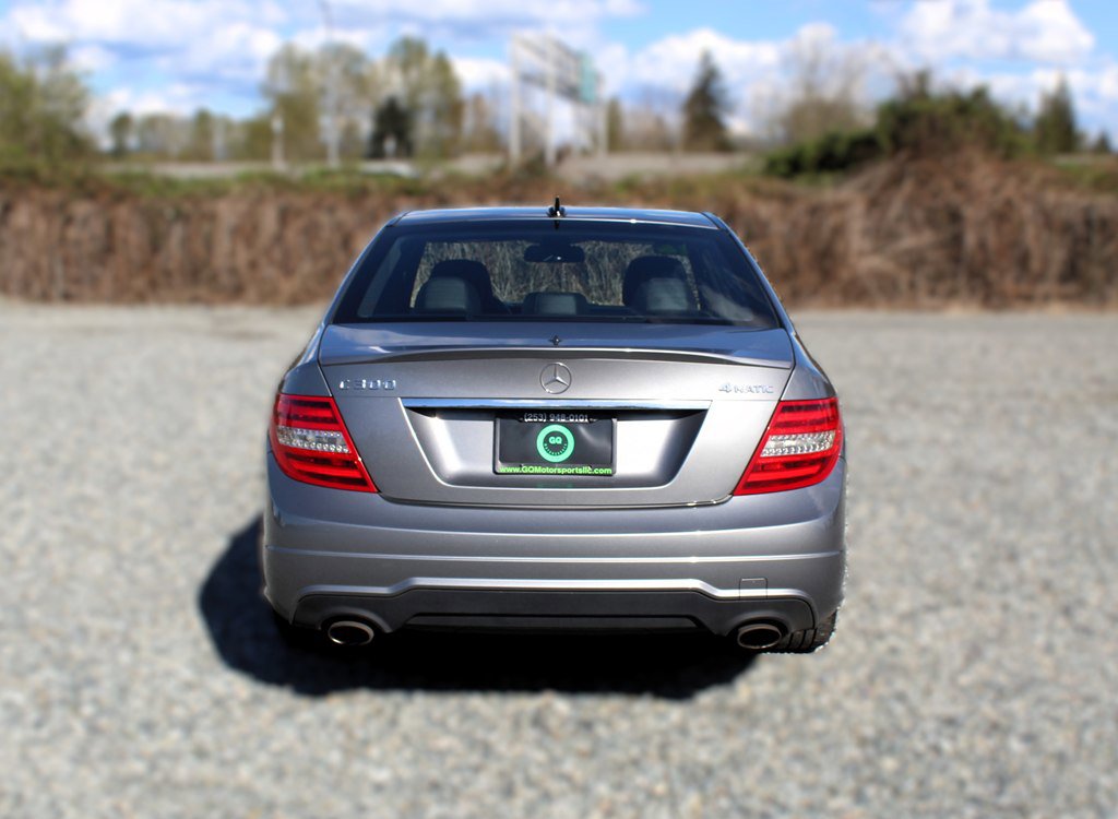 Used 2012 Mercedes-Benz C 300 4MATIC Sedan image 6