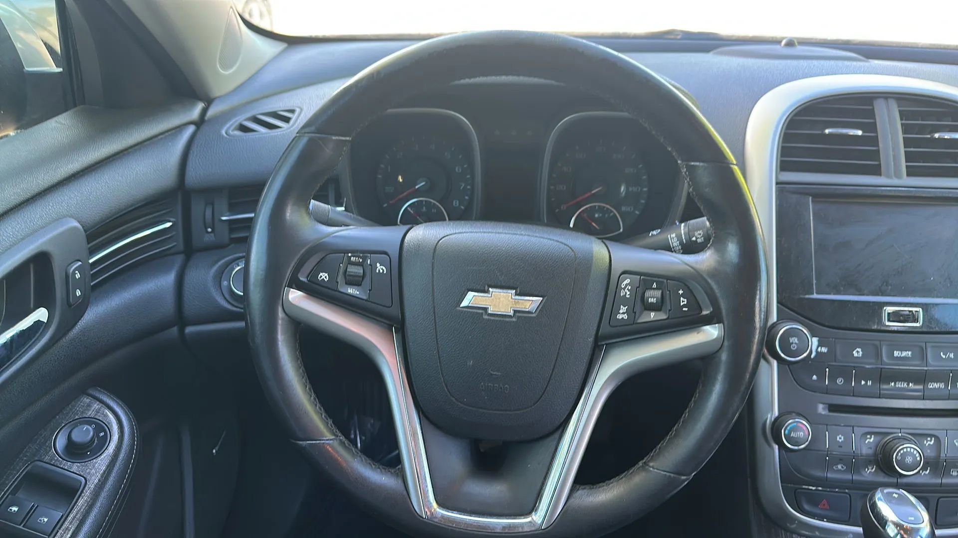 Used 2014 Chevrolet Malibu LT FWD image 28