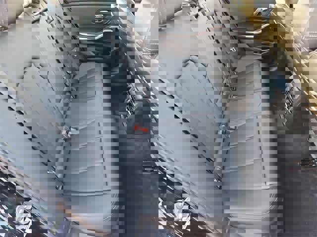 Used 2023 BMW 330e 330e image 21