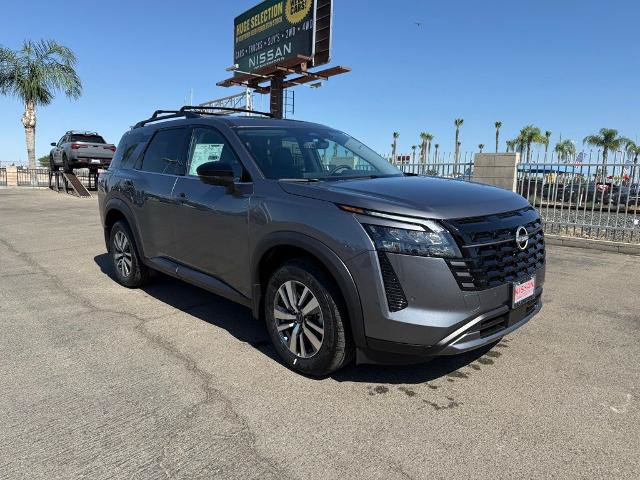 New 2026 Nissan Pathfinder SL w/ Cargo Package AWD/4WD image 1
