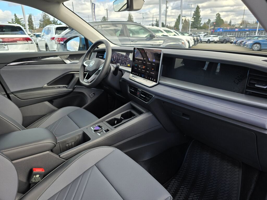 New 2026 Volkswagen Tiguan SE image 45