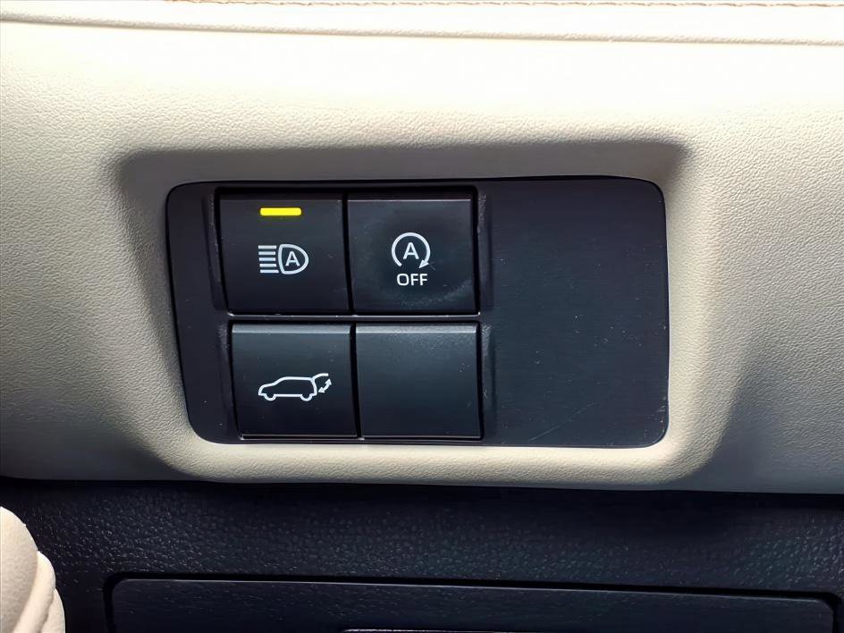 Used 2023 Toyota Highlander XLE image 20