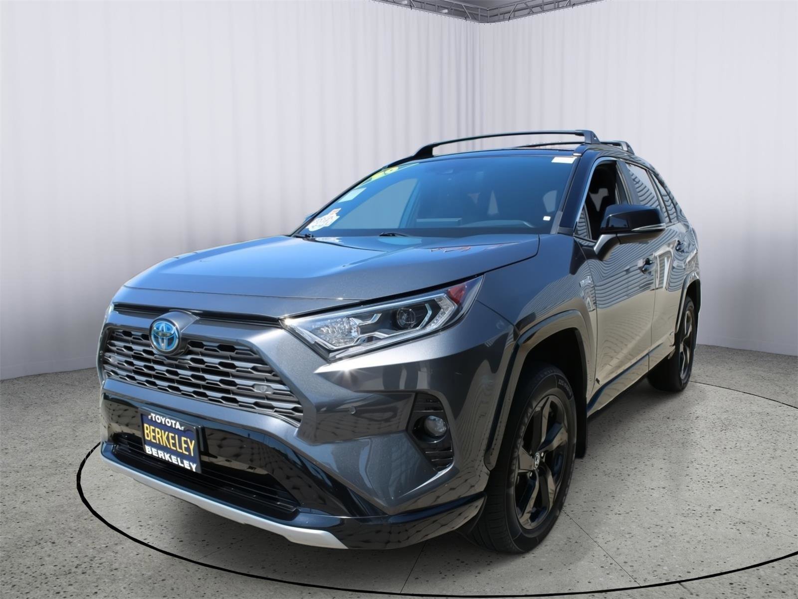 Used 2020 Toyota RAV4 XSE AWD/4WD image 4