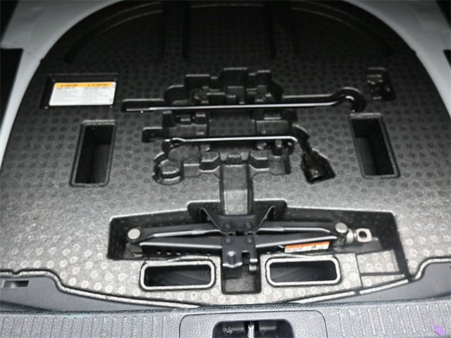 Used 2024 Toyota Camry XLE image 16