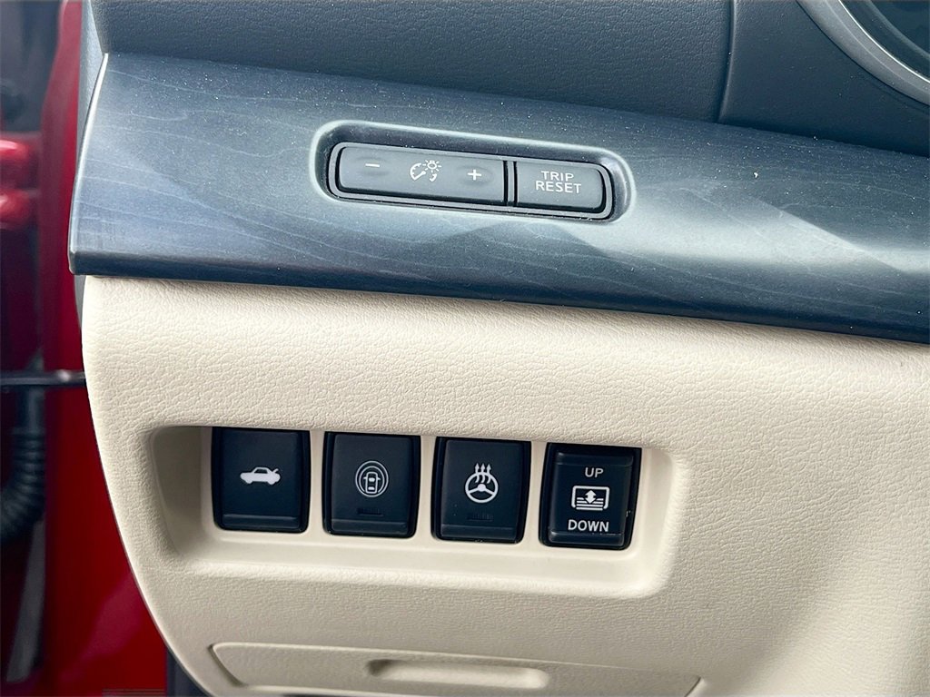 Used 2023 Nissan Maxima Platinum w/ Sport Mat Group image 10