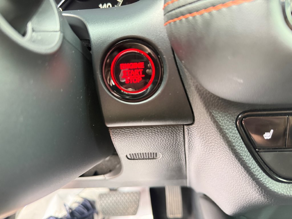 Used 2025 Honda HR-V Sport image 19