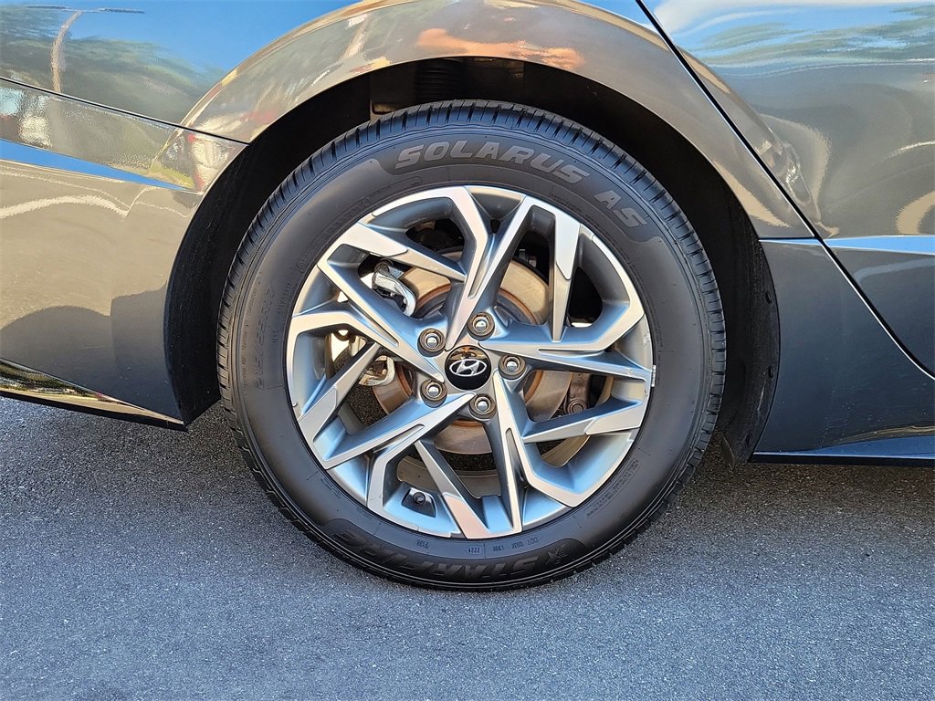 Used 2023 Hyundai Sonata SEL w/ Cargo Package image 5