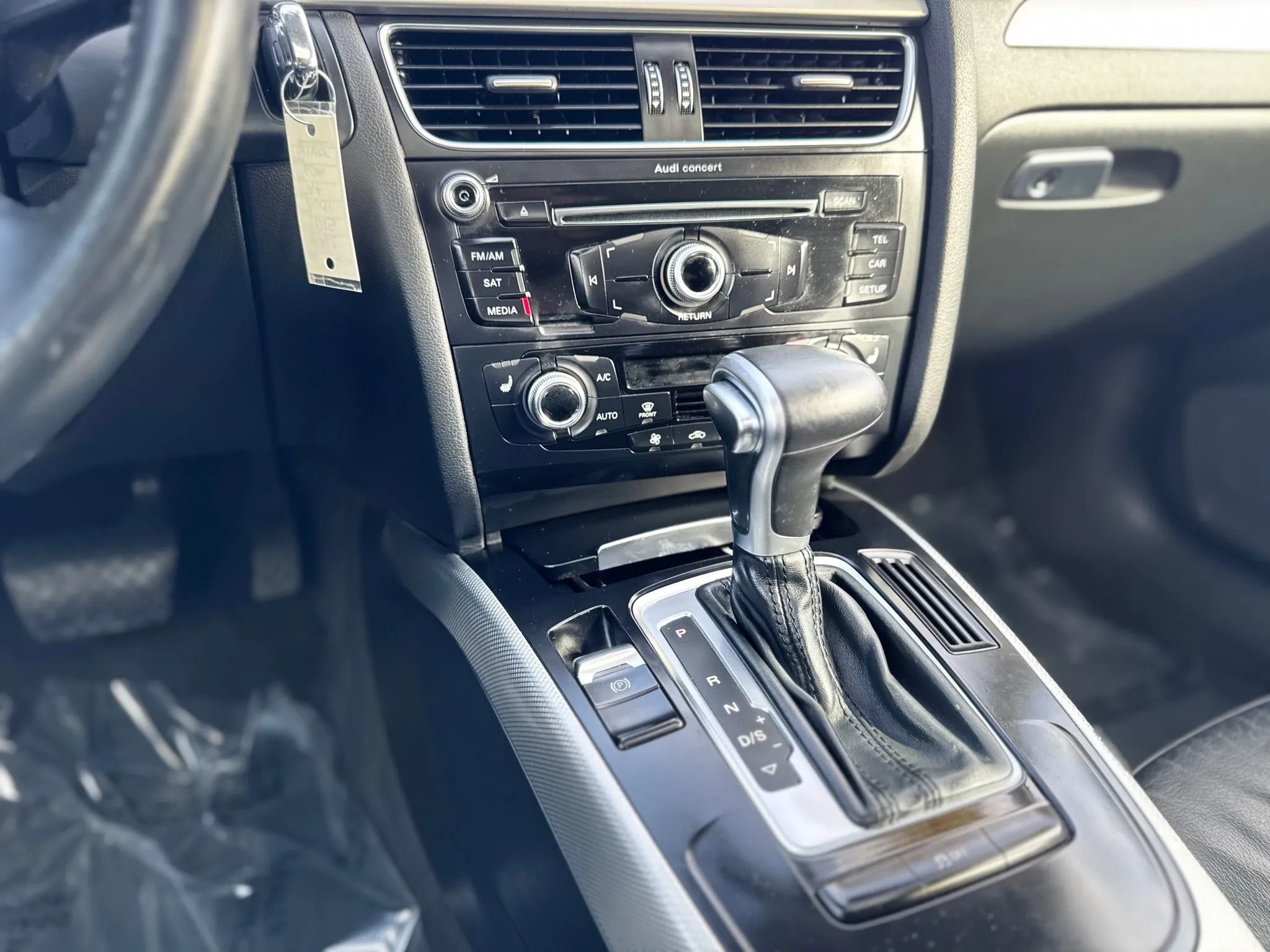 Used 2015 Audi A4 2.0T Premium image 17