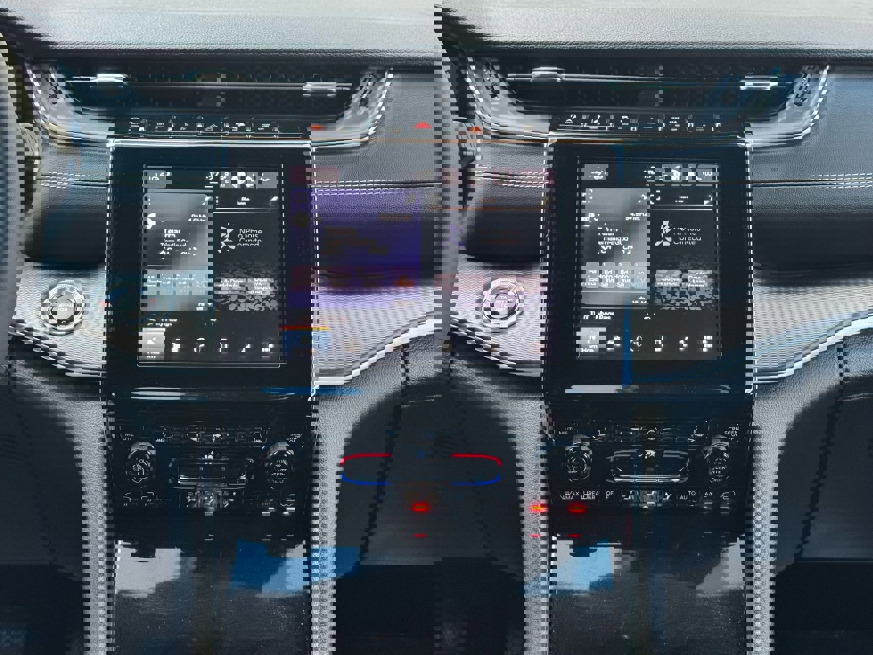 Used 2023 Jeep Grand Cherokee L Laredo image 29