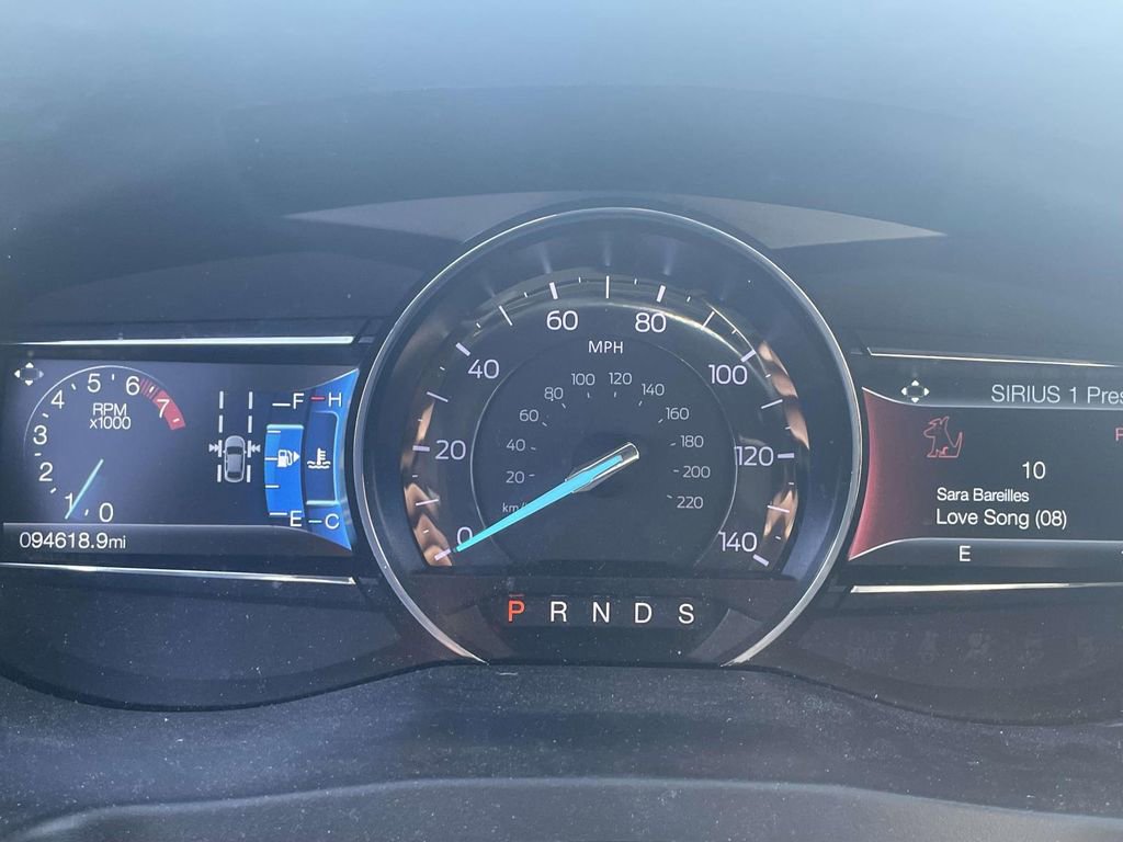 Used 2018 Ford Explorer XLT w/ Equipment Group 202A image 32