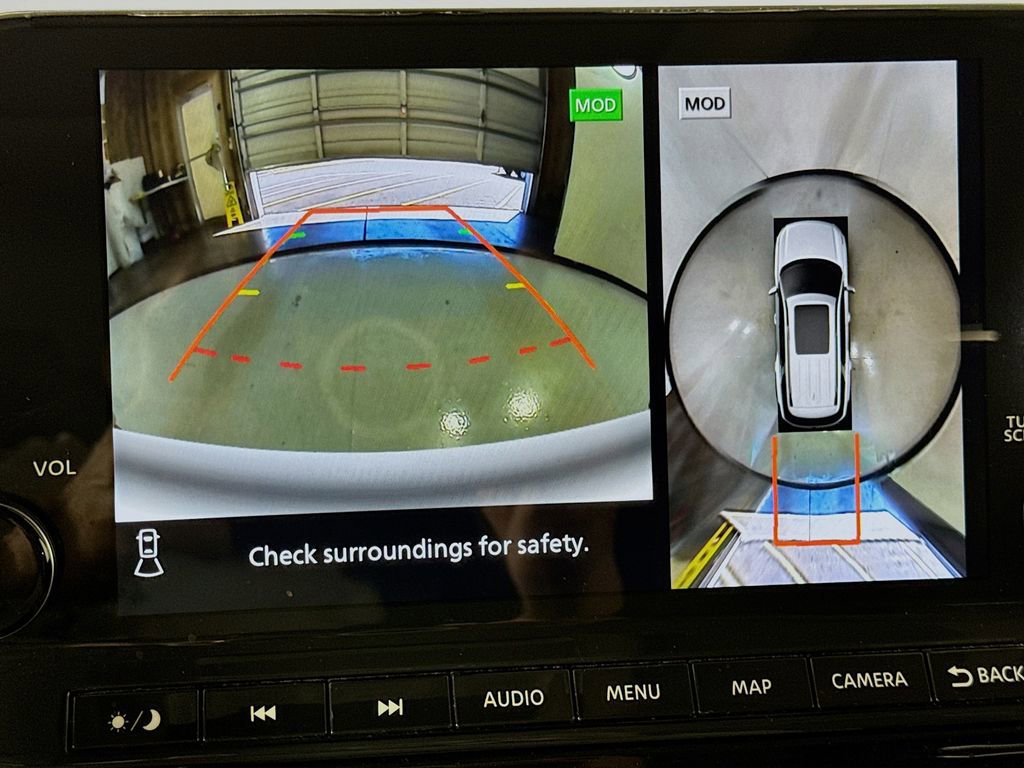 Used 2023 Nissan Pathfinder Platinum w/ Cargo Package image 38