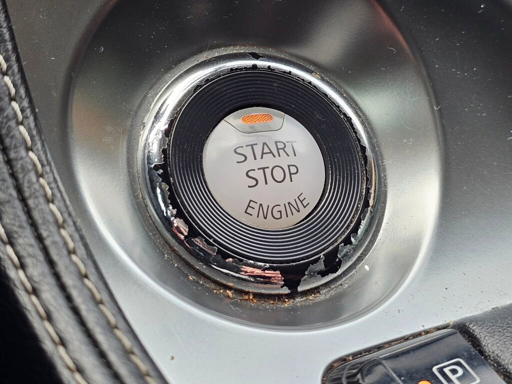 Used 2017 Nissan Maxima Platinum image 38