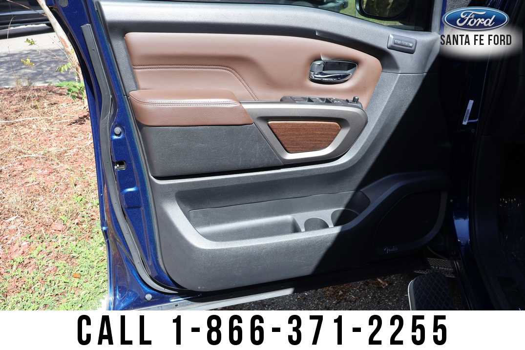 Used 2024 Nissan Titan Platinum Reserve w/ Moonroof Package RWD image 10