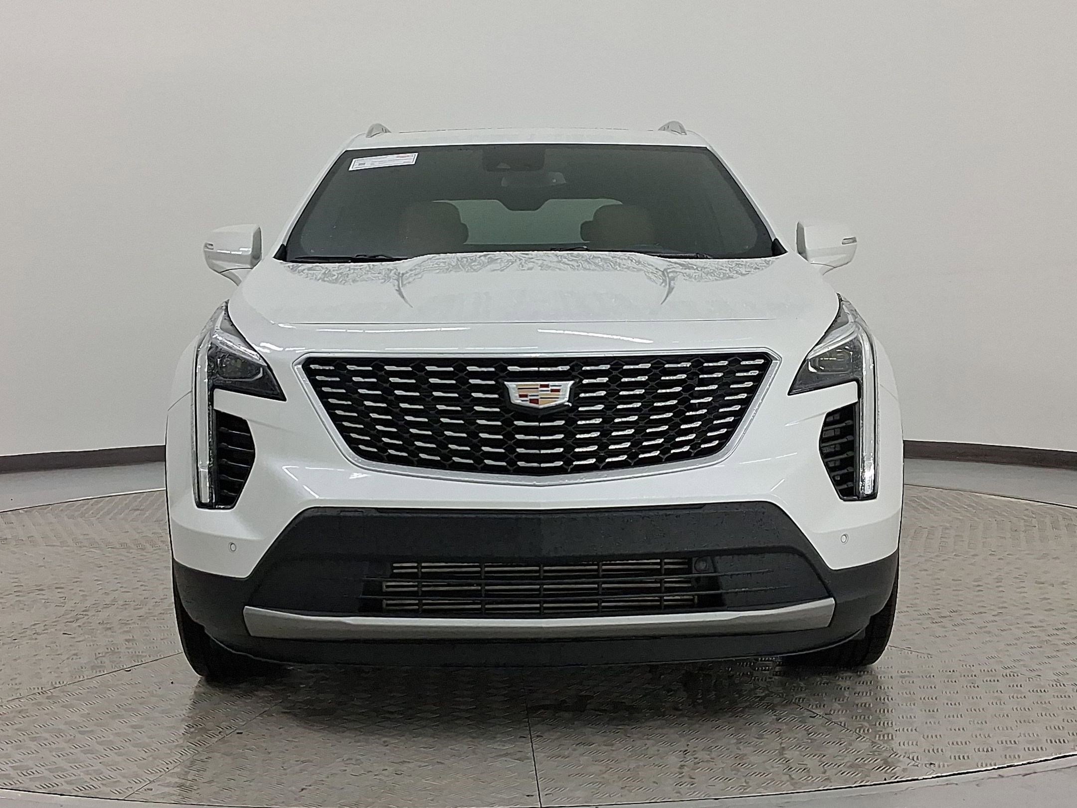 Used 2023 Cadillac XT4 Premium Luxury w/ Technology Package image 6