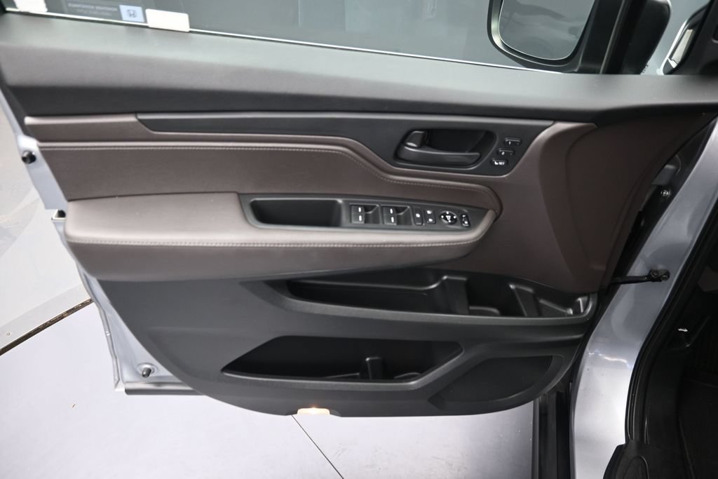 Used 2018 Honda Odyssey EX-L image 22