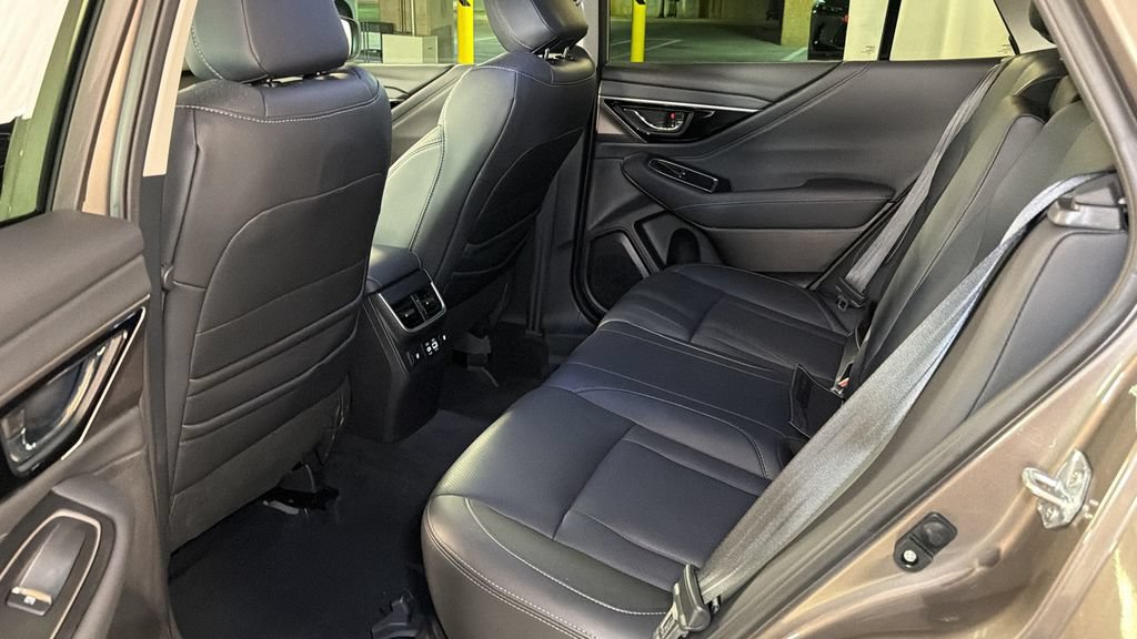 Used 2023 Subaru Outback Limited AWD/4WD image 16
