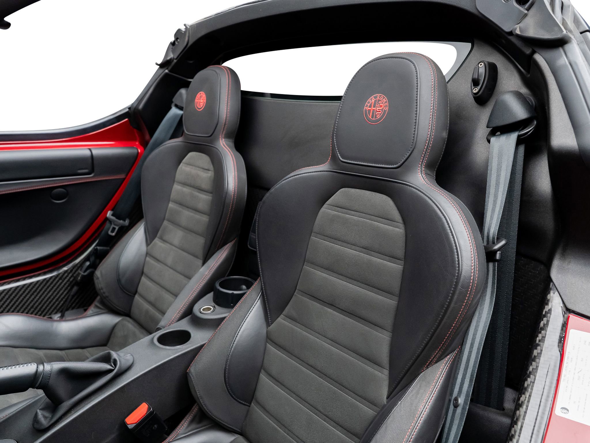 Used 2015 Alfa Romeo 4C Spider w/ Spider Track Package RWD image 30