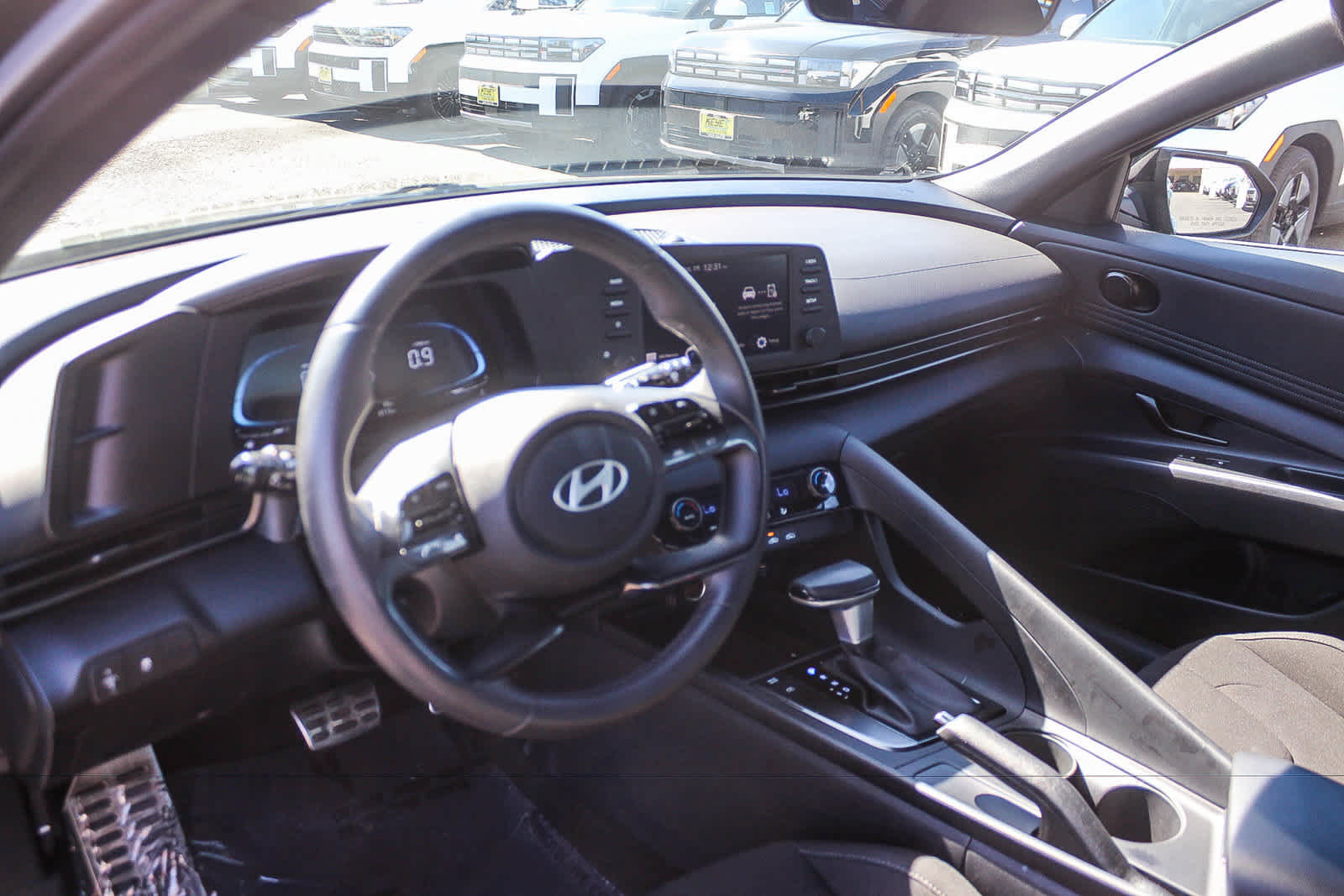 Certified 2025 Hyundai Elantra Sport w/ Cargo Package FWD image 22