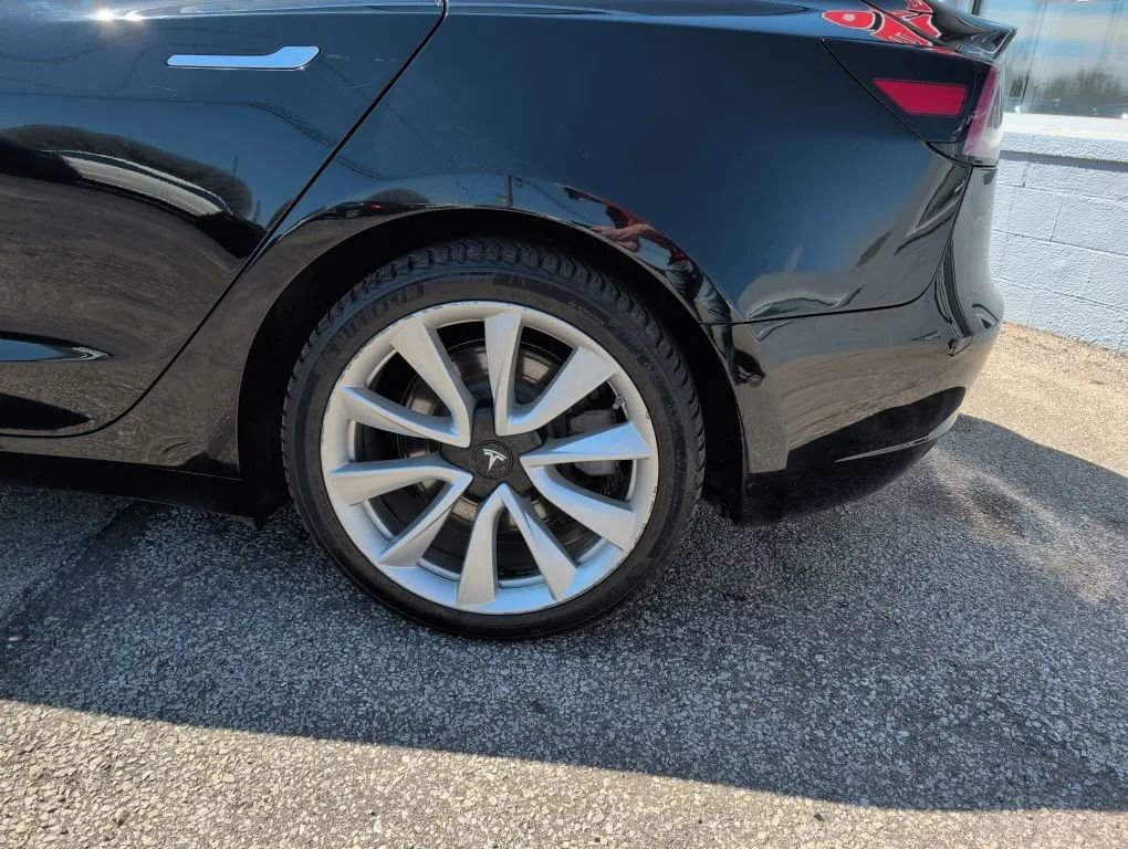 Used 2019 Tesla Model 3 Long Range image 10