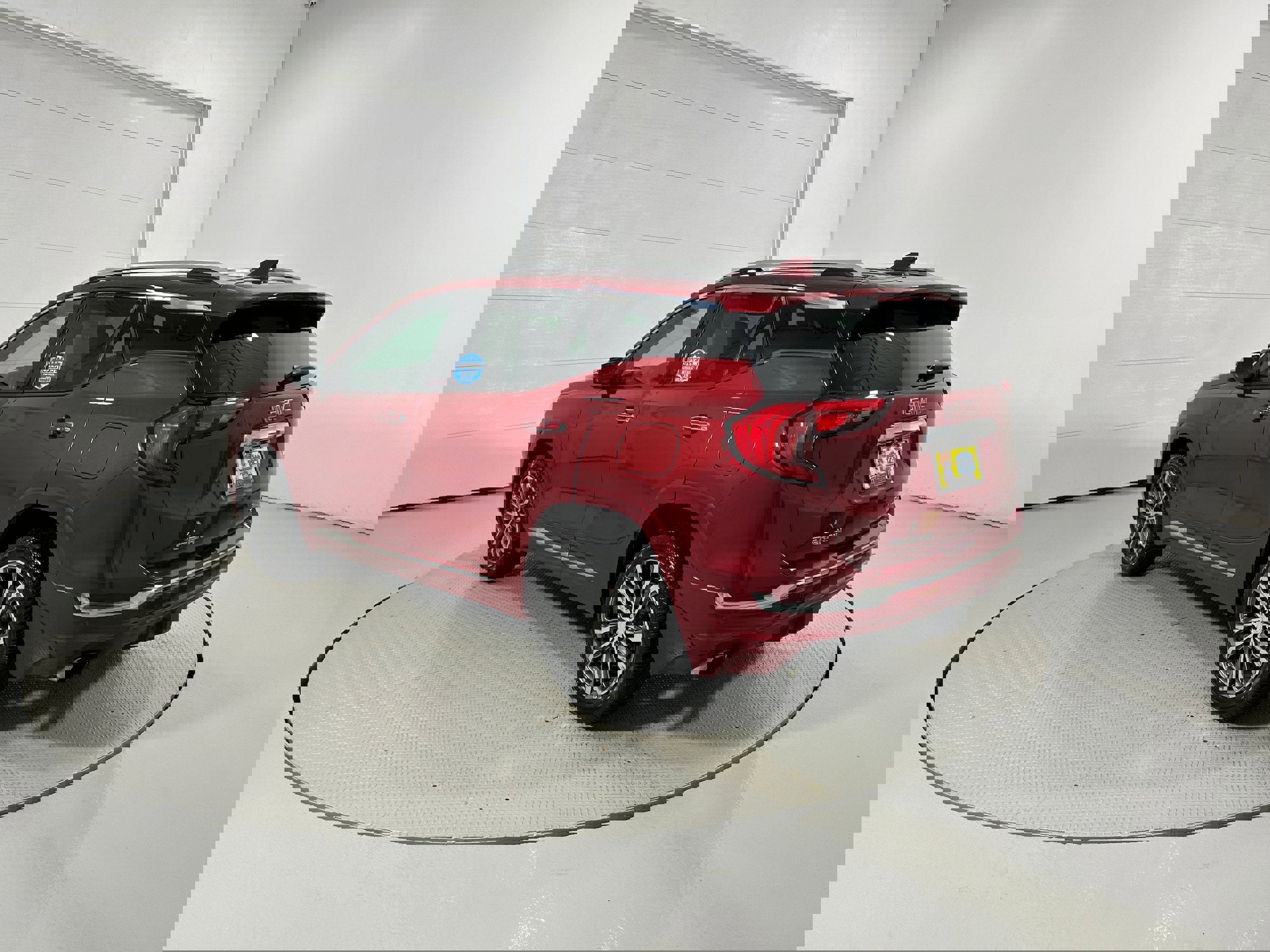 Used 2018 GMC Terrain Denali w/ Advanced Safety Package image 21