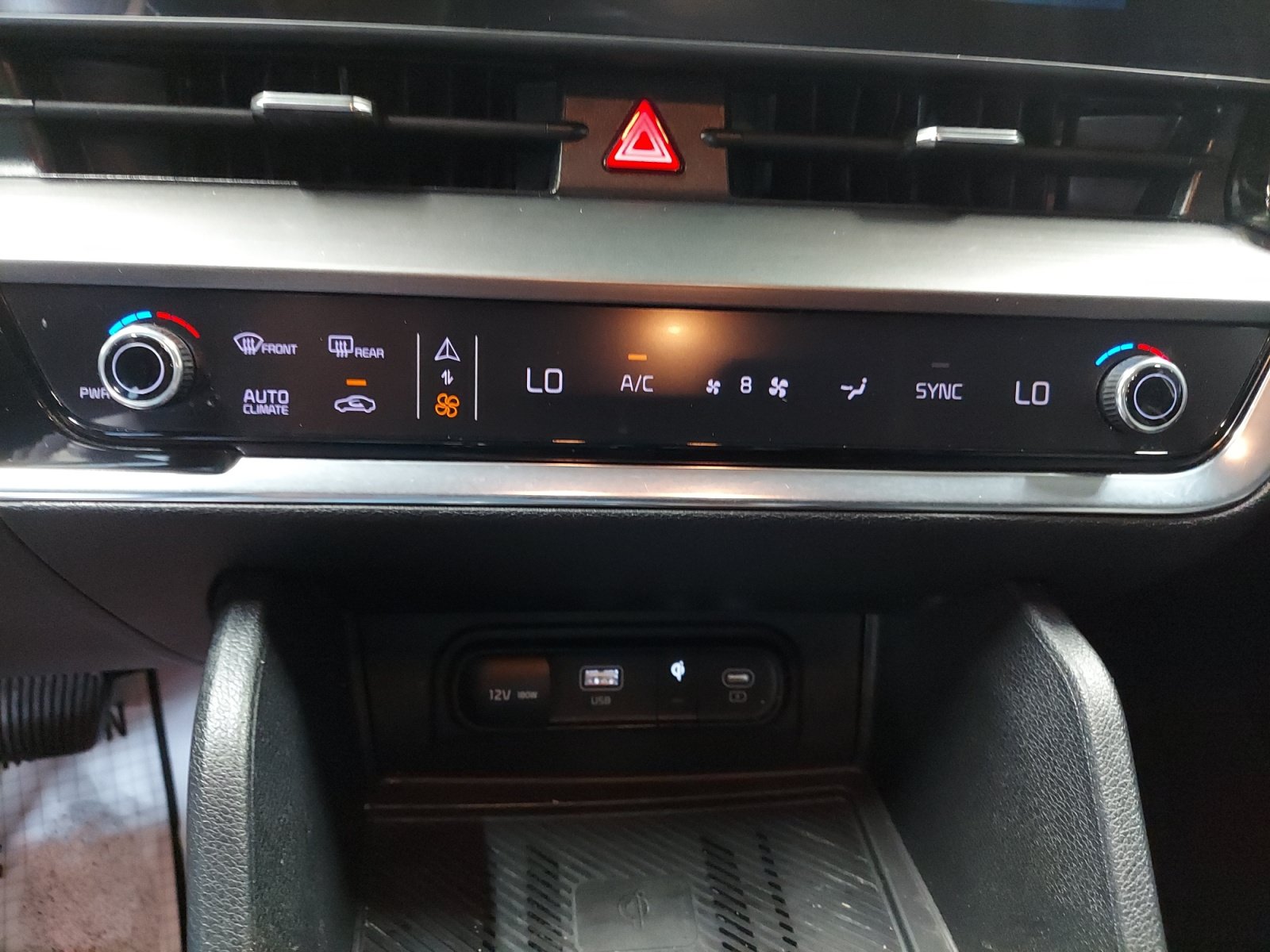 Used 2023 Kia Sportage EX FWD image 18