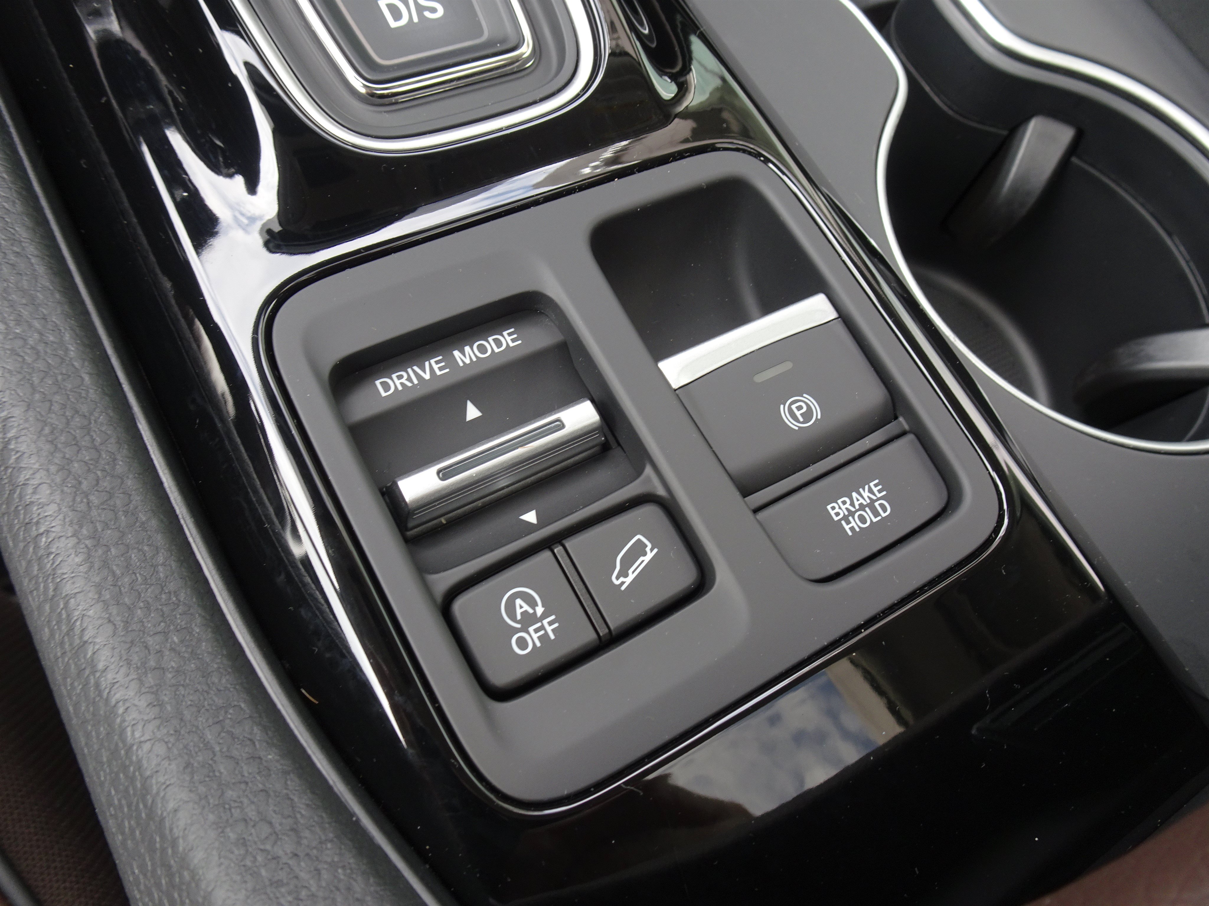 Used 2025 Honda Pilot Elite image 18