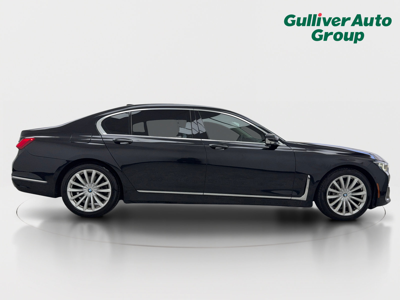 Used 2022 BMW 740i RWD image 10
