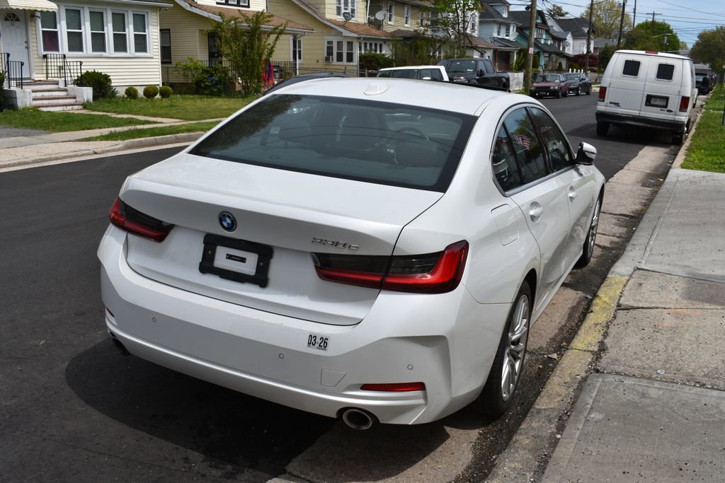 Used 2024 BMW 330e RWD image 6