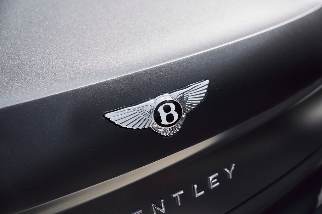 Used 2023 Bentley Flying Spur V8 AWD/4WD image 11