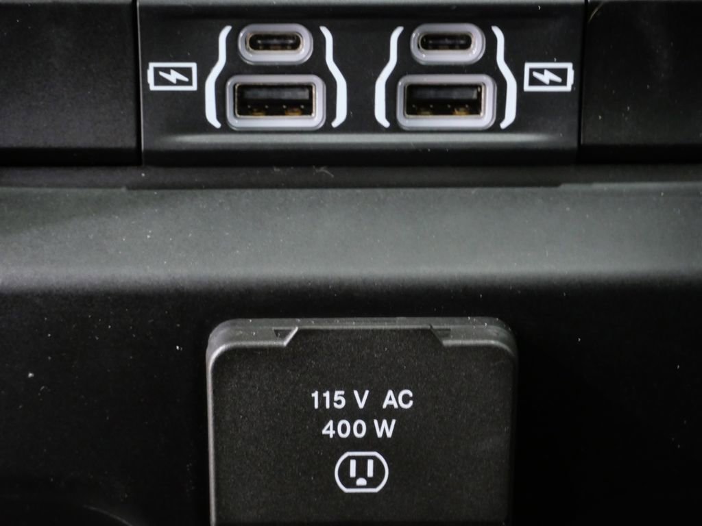 Used 2023 RAM 1500 Laramie AWD/4WD image 23