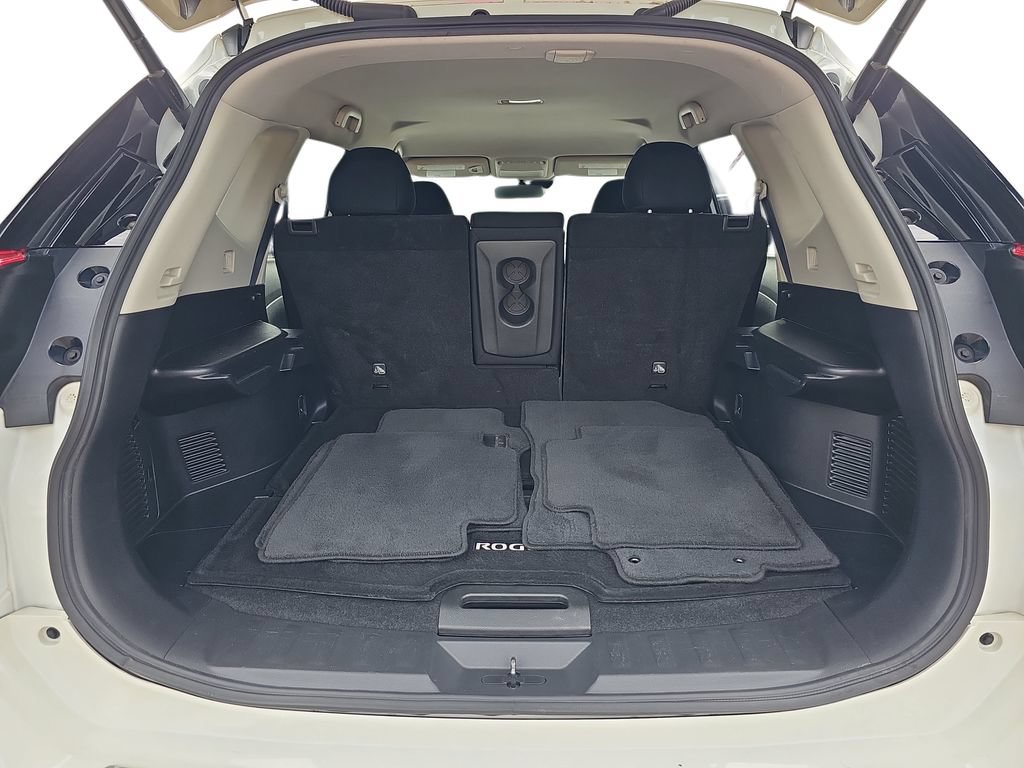 Used 2020 Nissan Rogue SV w/ Premium Package AWD/4WD image 29