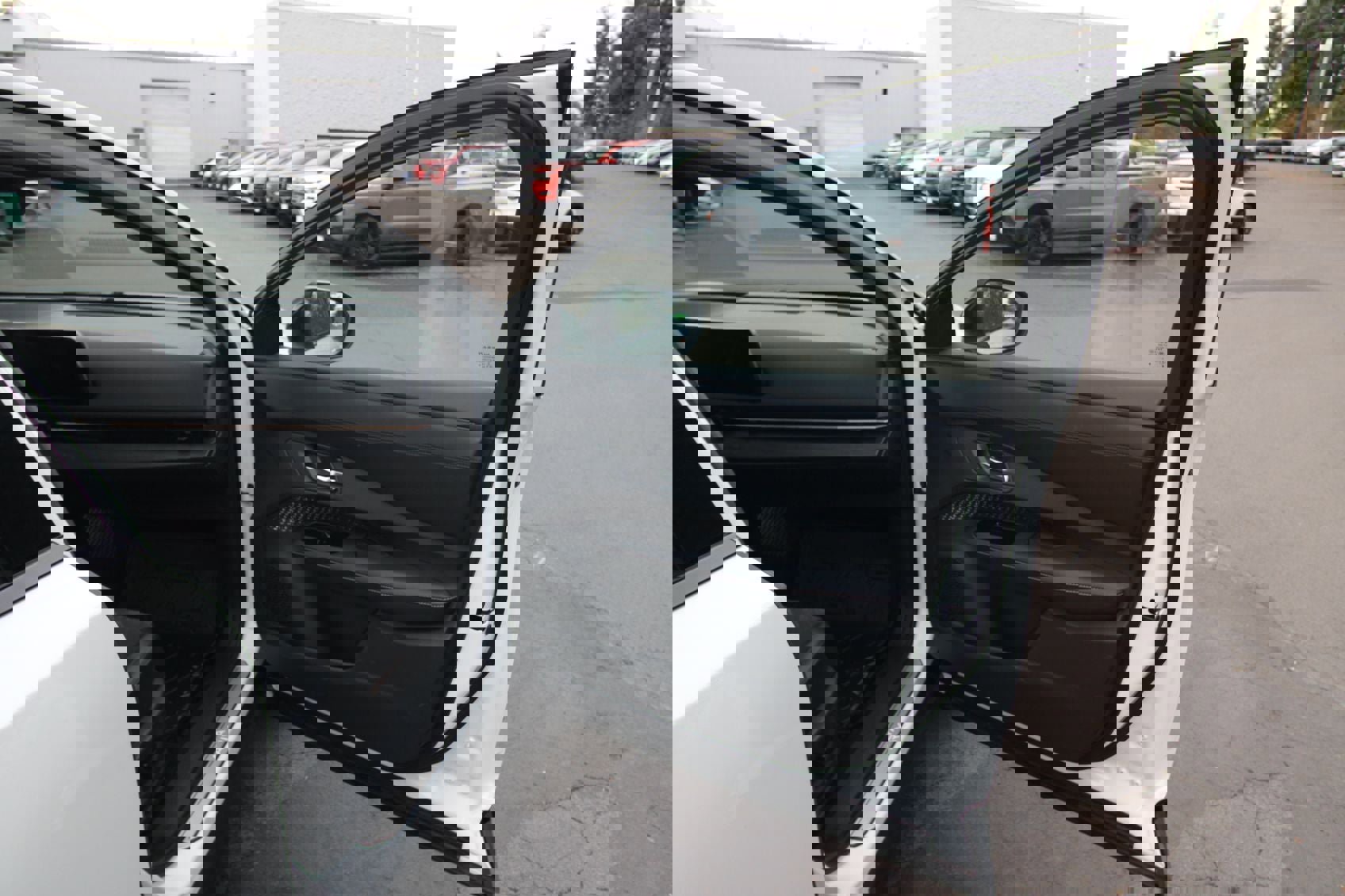 Used 2023 Nissan Ariya FWD image 13