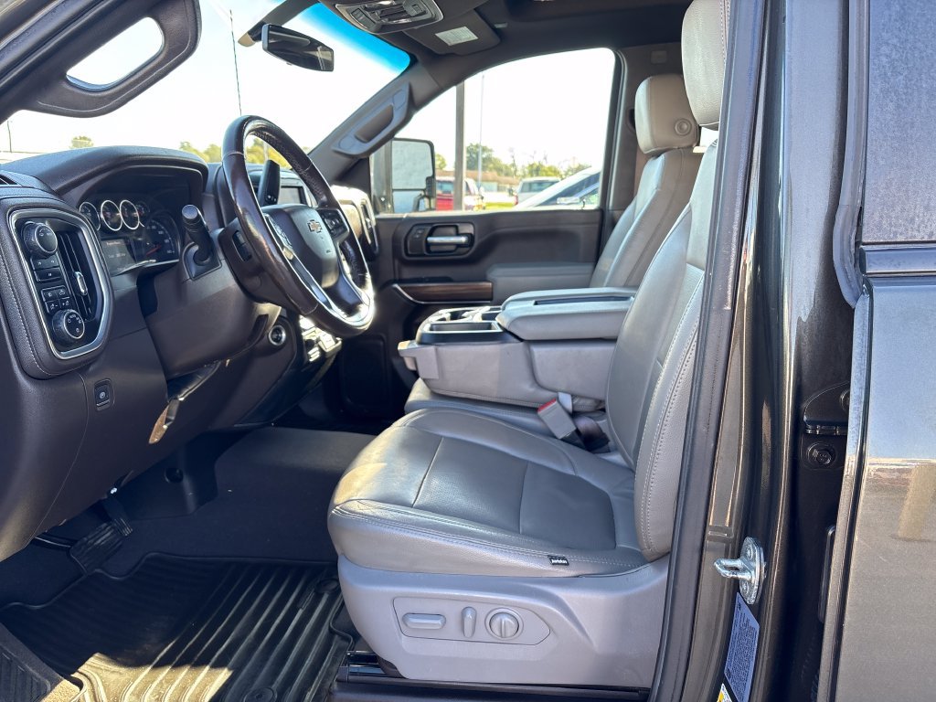 Used 2022 Chevrolet Silverado 2500 LT w/ Convenience Package AWD/4WD image 14