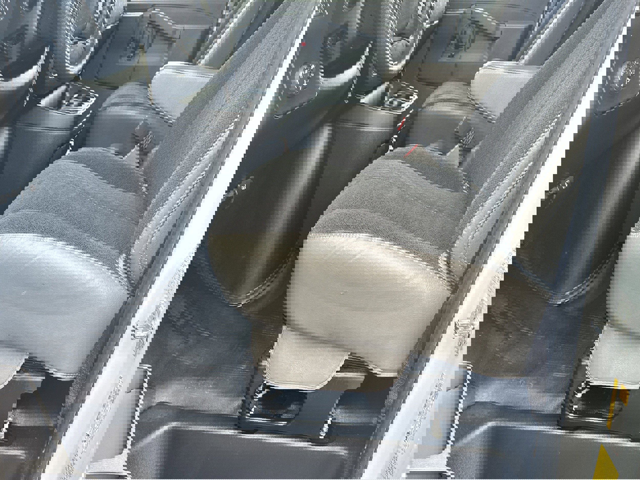 Used 2024 Chevrolet Express 2500 w/ Driver Convenience Package image 9