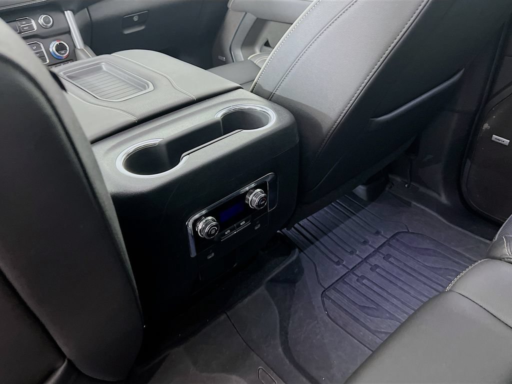 Certified 2024 GMC Yukon SLT w/ LPO, Floor Liner Package AWD/4WD image 25