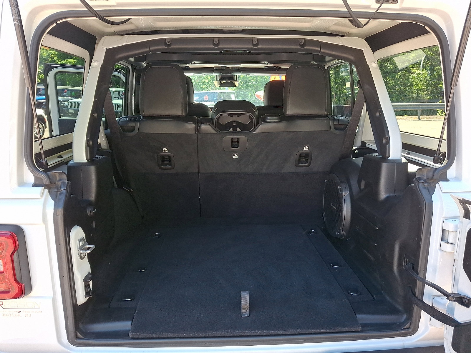 Certified 2020 Jeep Wrangler Unlimited Rubicon AWD/4WD image 30