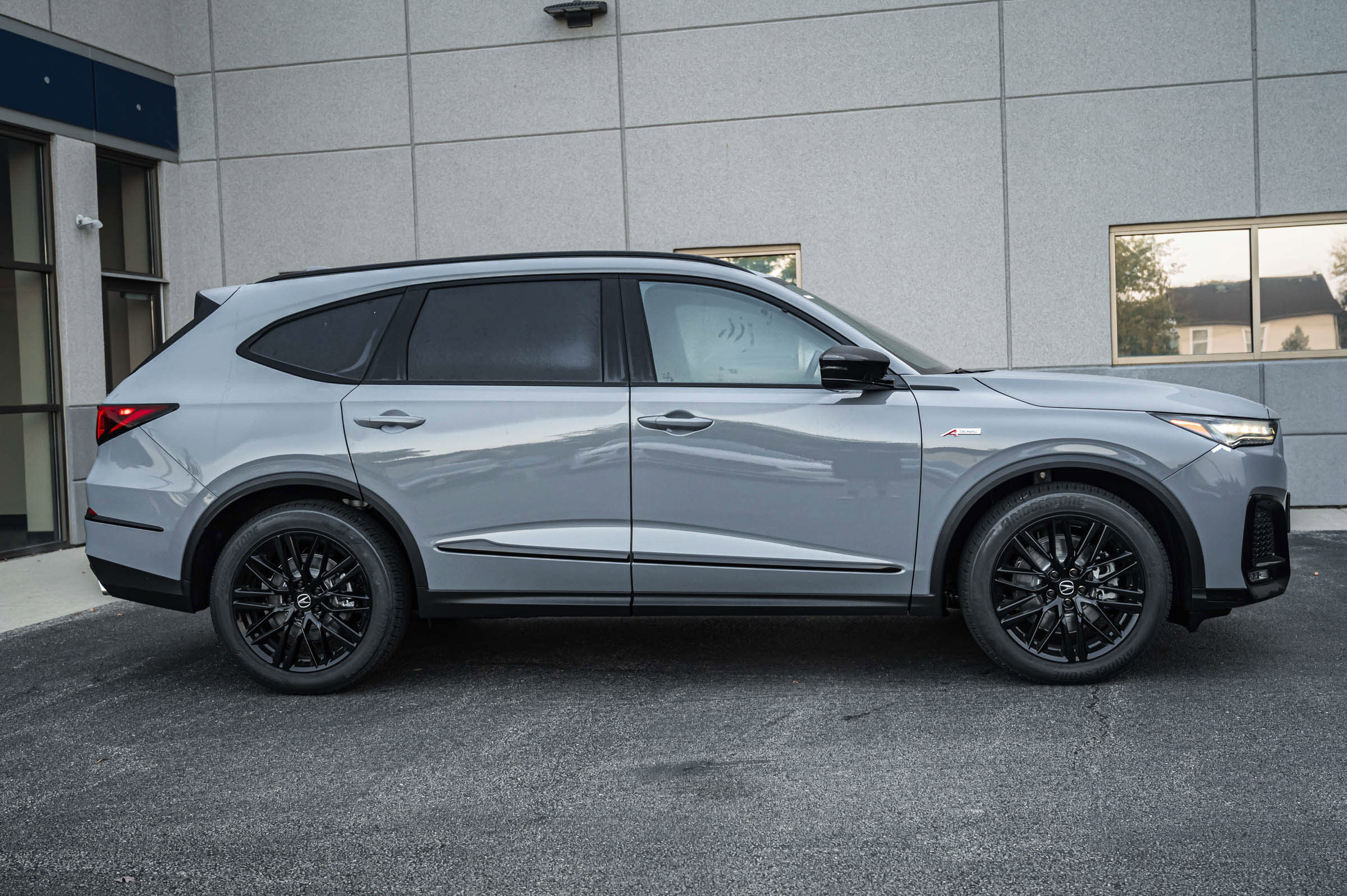 New 2026 Acura MDX A-Spec image 2
