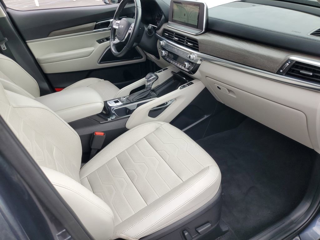Used 2022 Kia Telluride SX w/ SX Prestige Package image 35