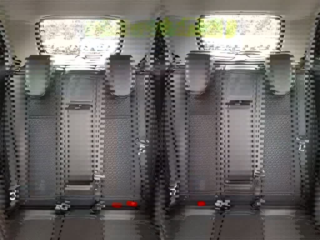 Used 2020 Buick Encore Preferred image 13