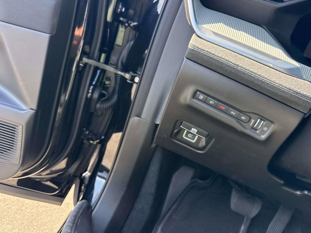New 2026 Jeep Cherokee Laredo AWD/4WD image 37