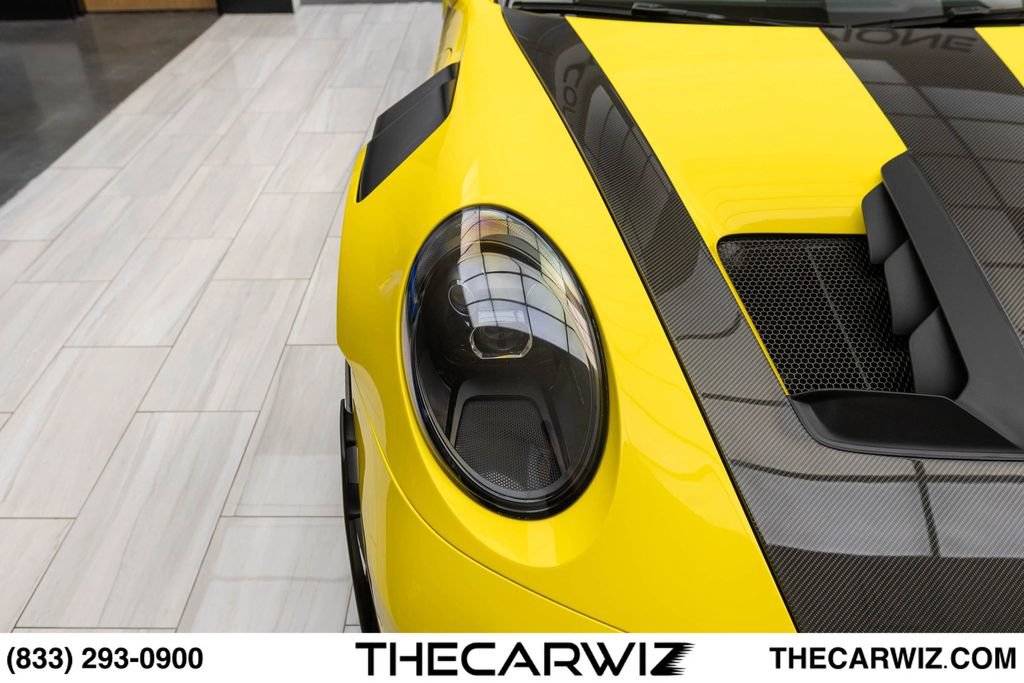 Used 2024 Porsche 911 GT3 RS RWD image 2